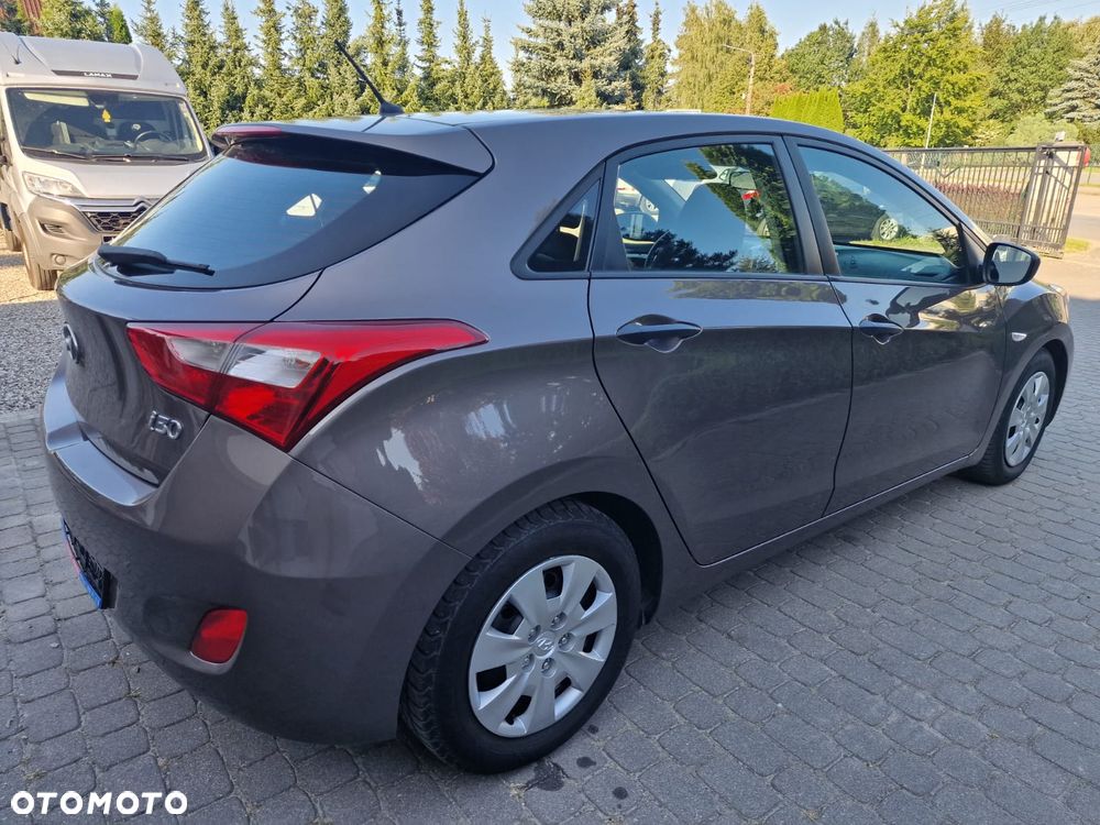 Hyundai i30 1.4 Advantage - 10