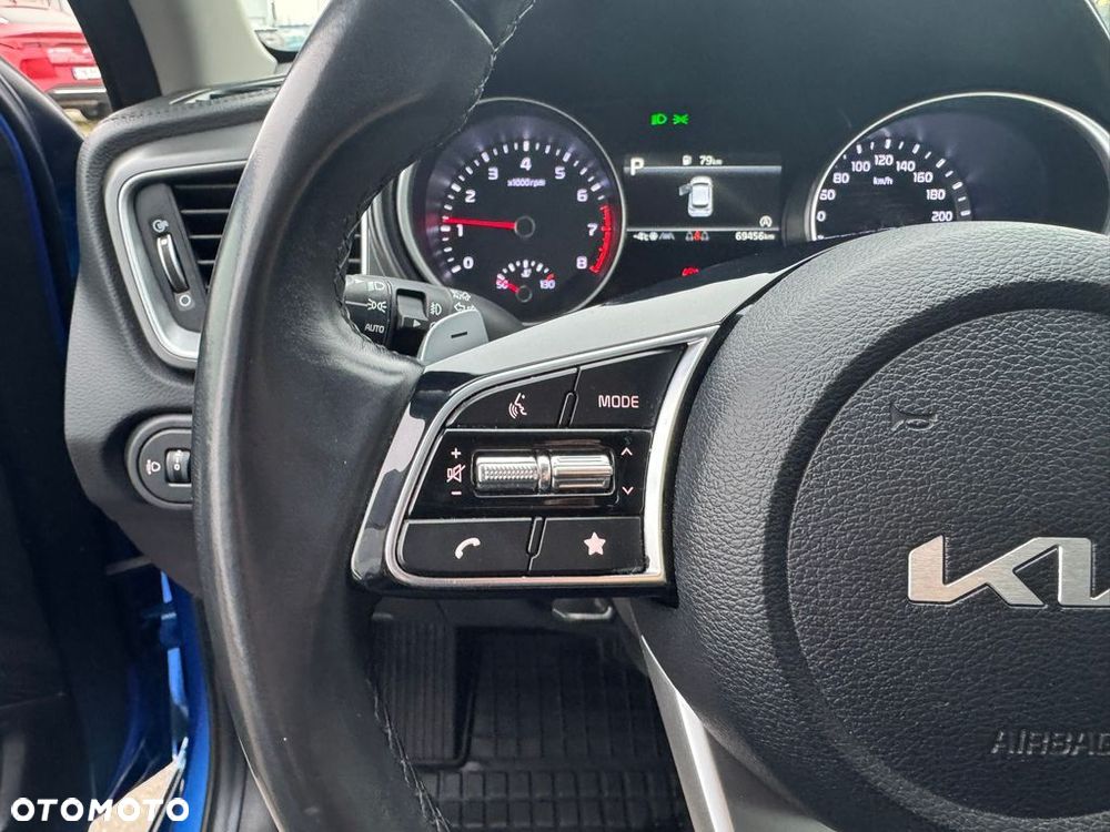 Kia Ceed 1.5 T-GDI M DCT - 16