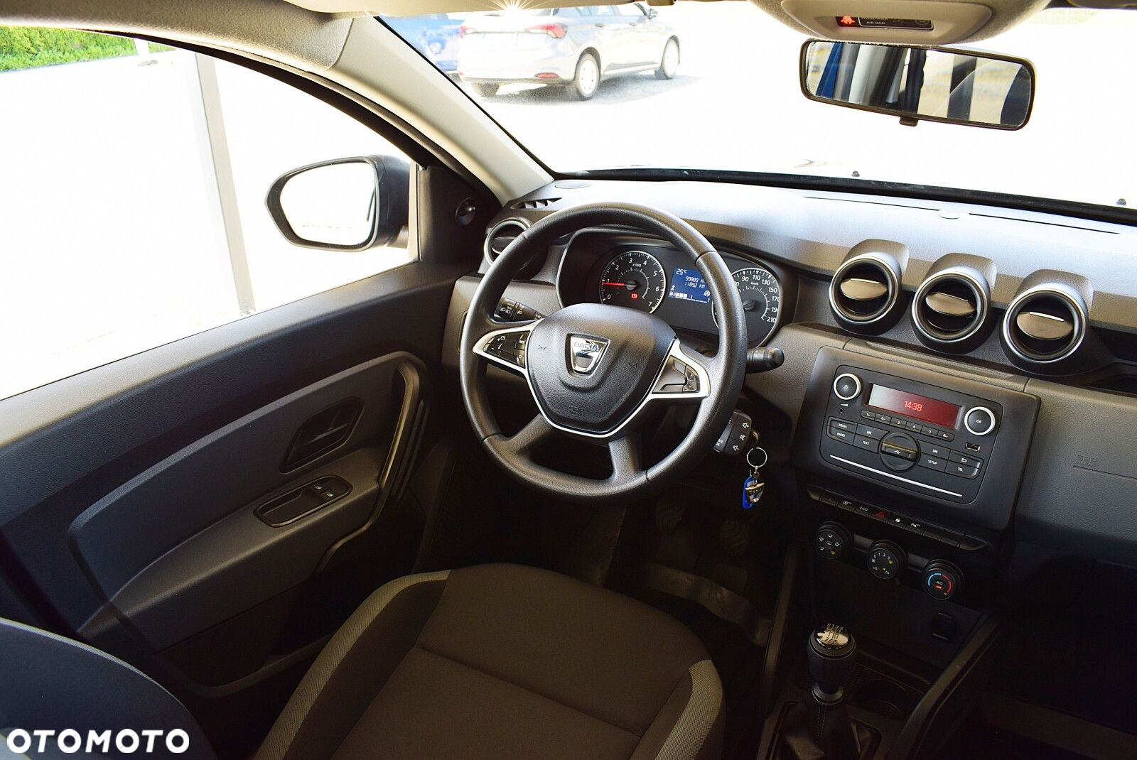 Dacia Duster 1.3 TCe FAP Essential - 14