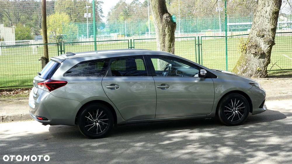 Toyota Auris - 35