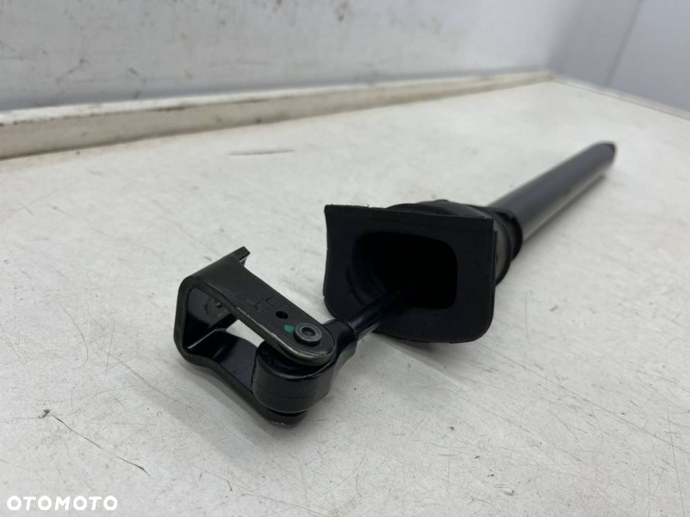 Zawias drzwi Porsche Panamera II 971 16-23r. prawy tylny ogranicznik otwarcia drzwi prawy tył - 2