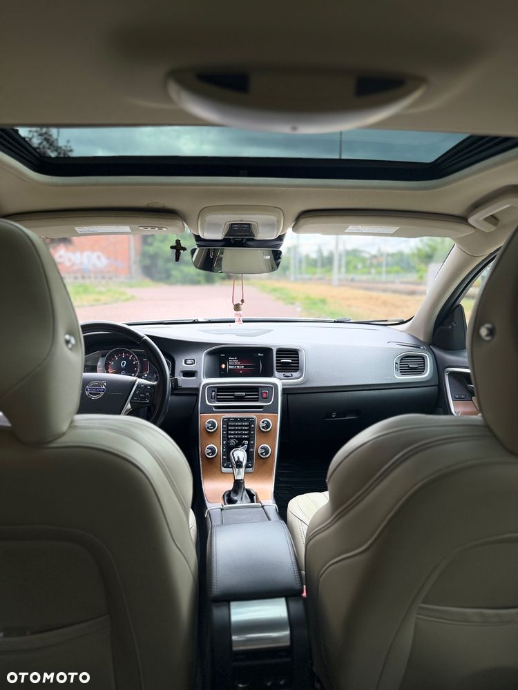 Volvo S60 2.5 T5 AWD - 11