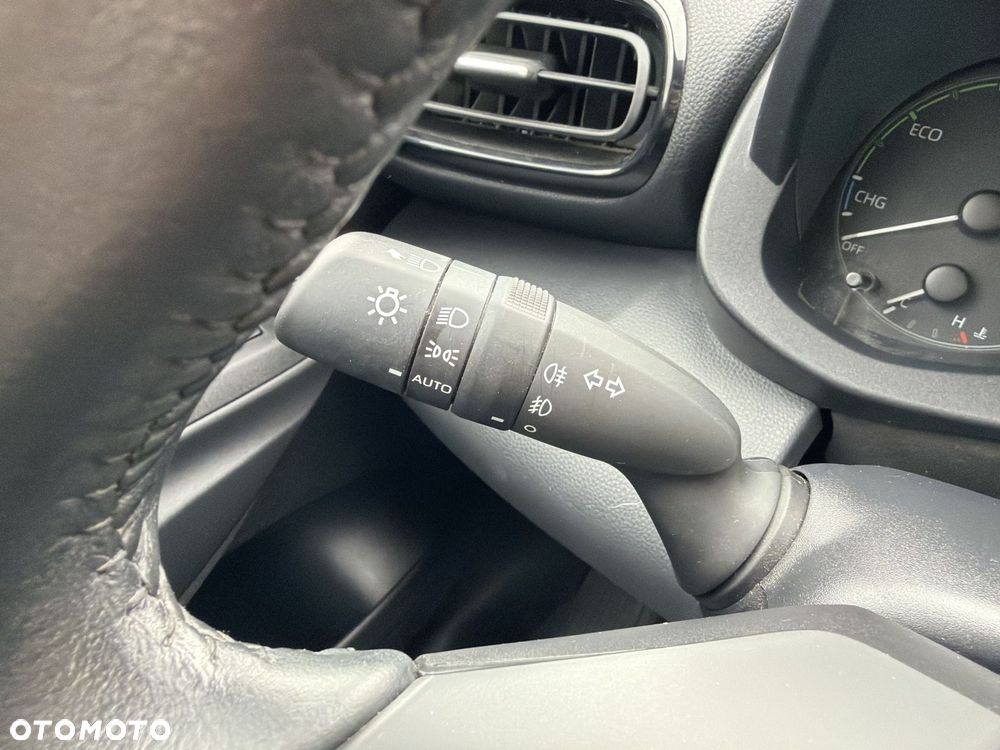 Toyota Yaris Hybrid 1.5 Comfort - 18