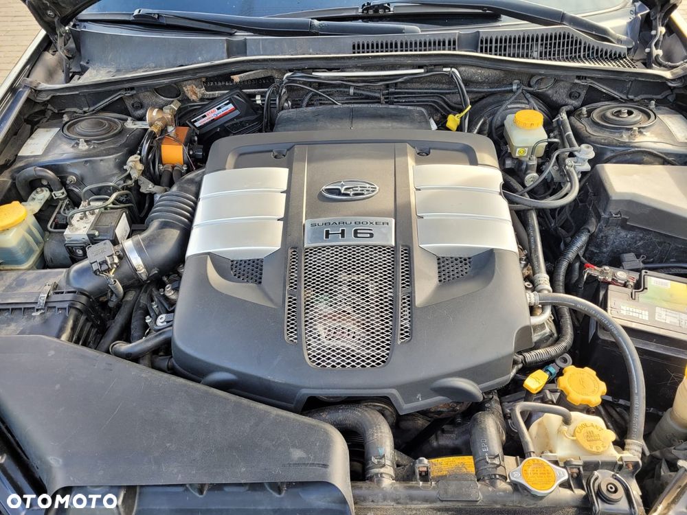 Subaru Outback Legacy 3.0 H6 - 8