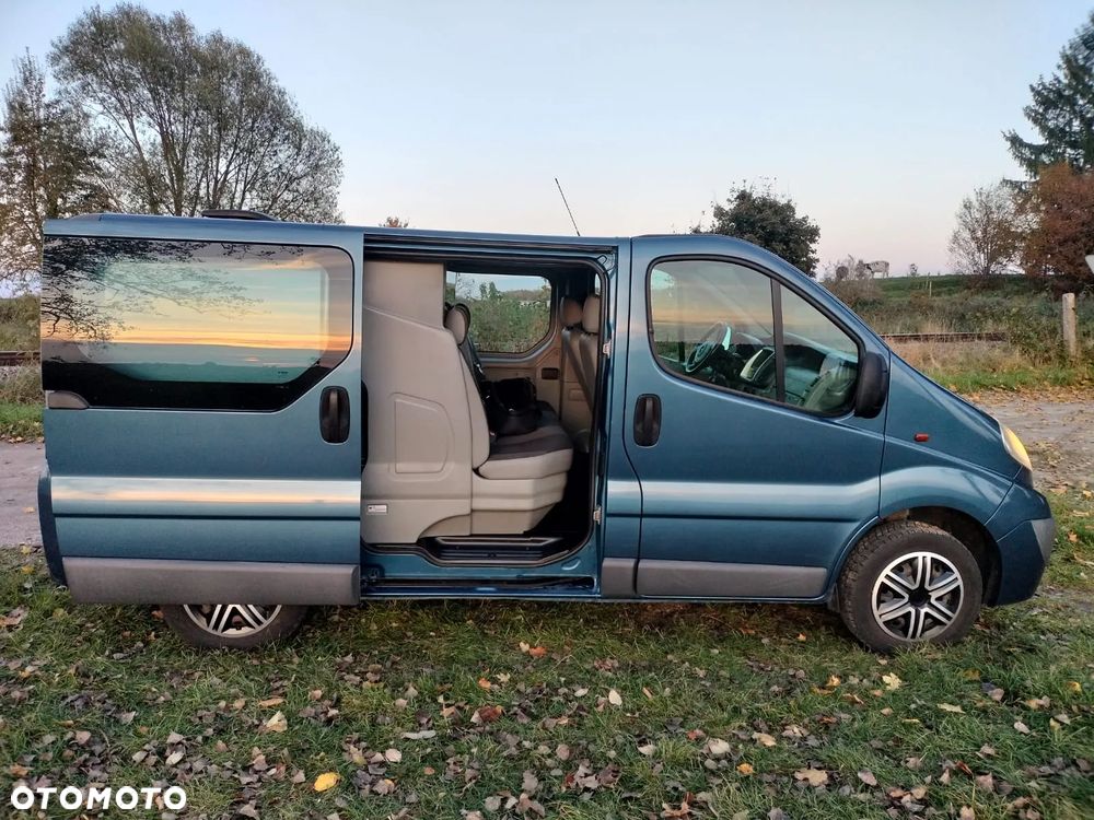 Opel vivaro - 16