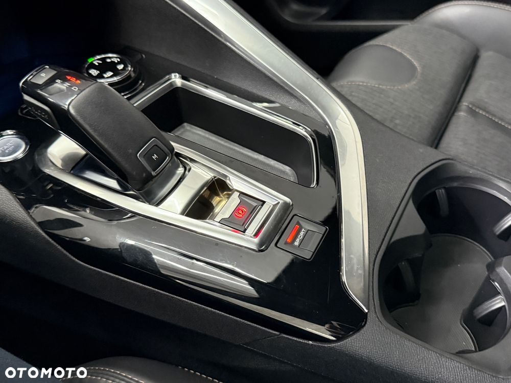 Peugeot 3008 THP 165 EAT6 Stop & Start Allure - 39