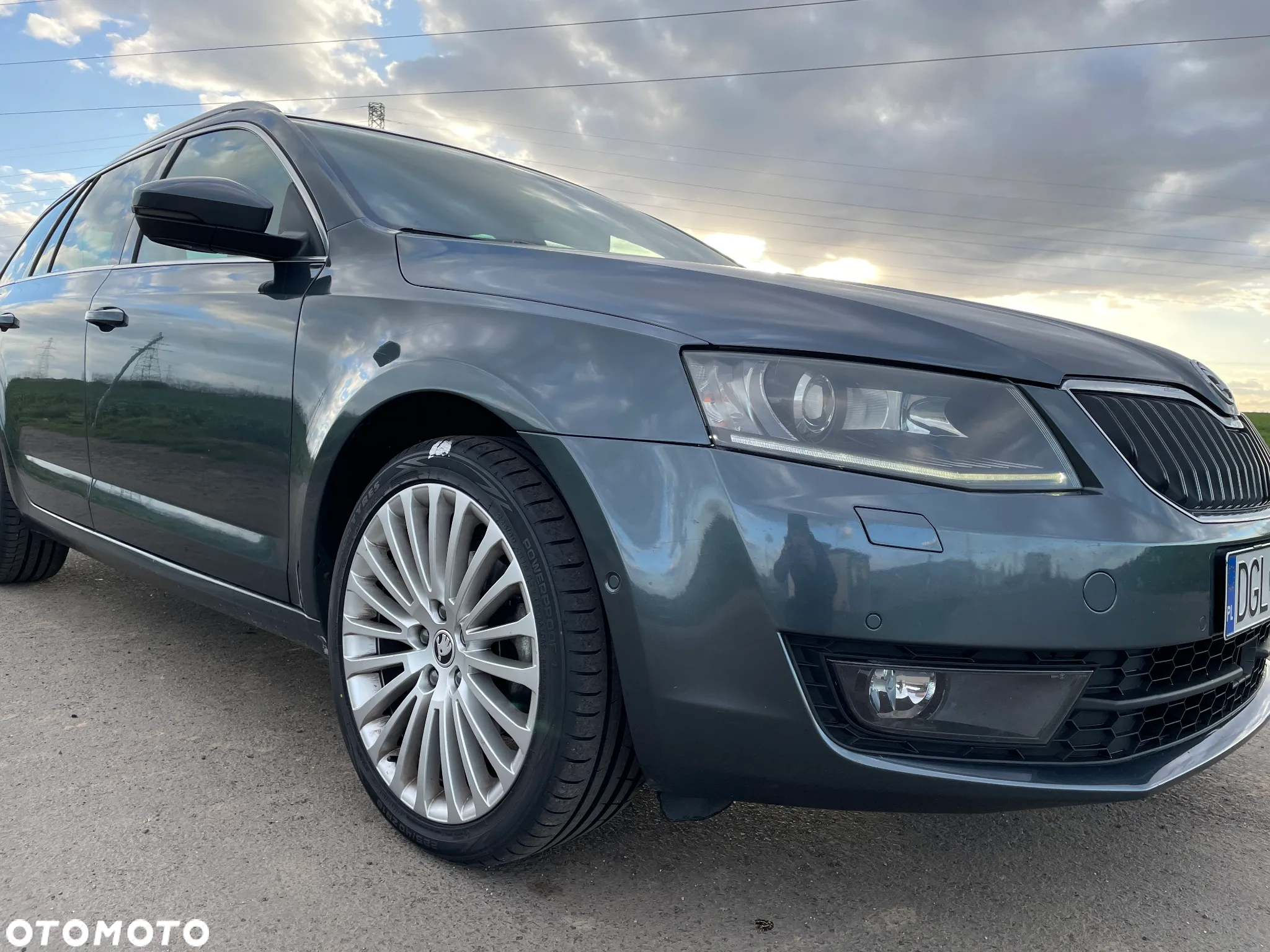 Skoda Octavia Combi 2.0 TDI Green tec DSG Elegance - 13