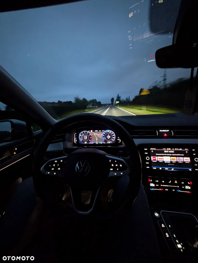 Volkswagen Passat 1.5 TSI EVO Elegance DSG - 12