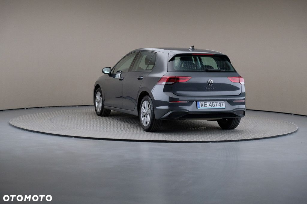 Volkswagen Golf - 2