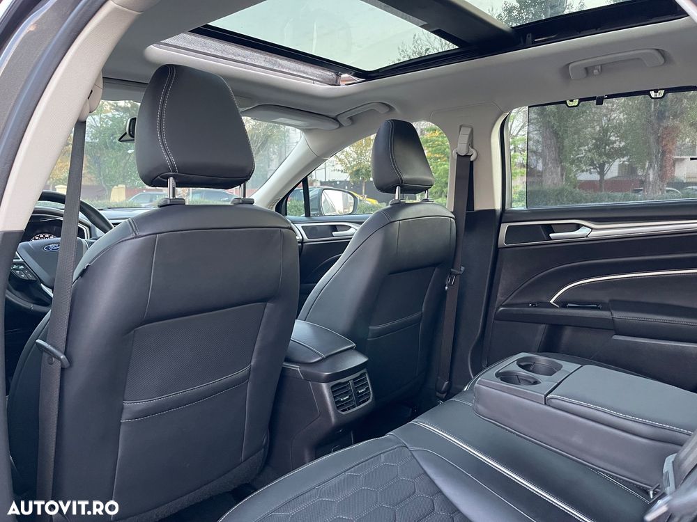 Ford Mondeo Vignale 2.0 TDCi Powershift - 9