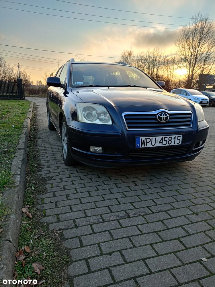 Toyota Avensis 2.0 VVT-i Team - 8
