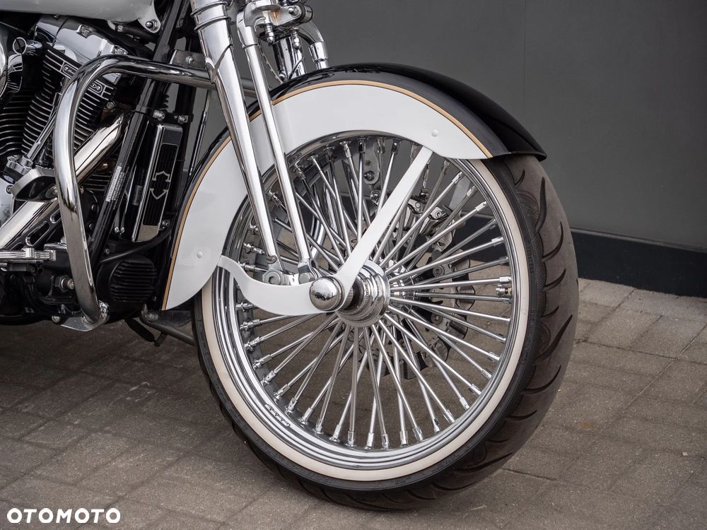 Harley-Davidson Softail Heritage Classic - 15