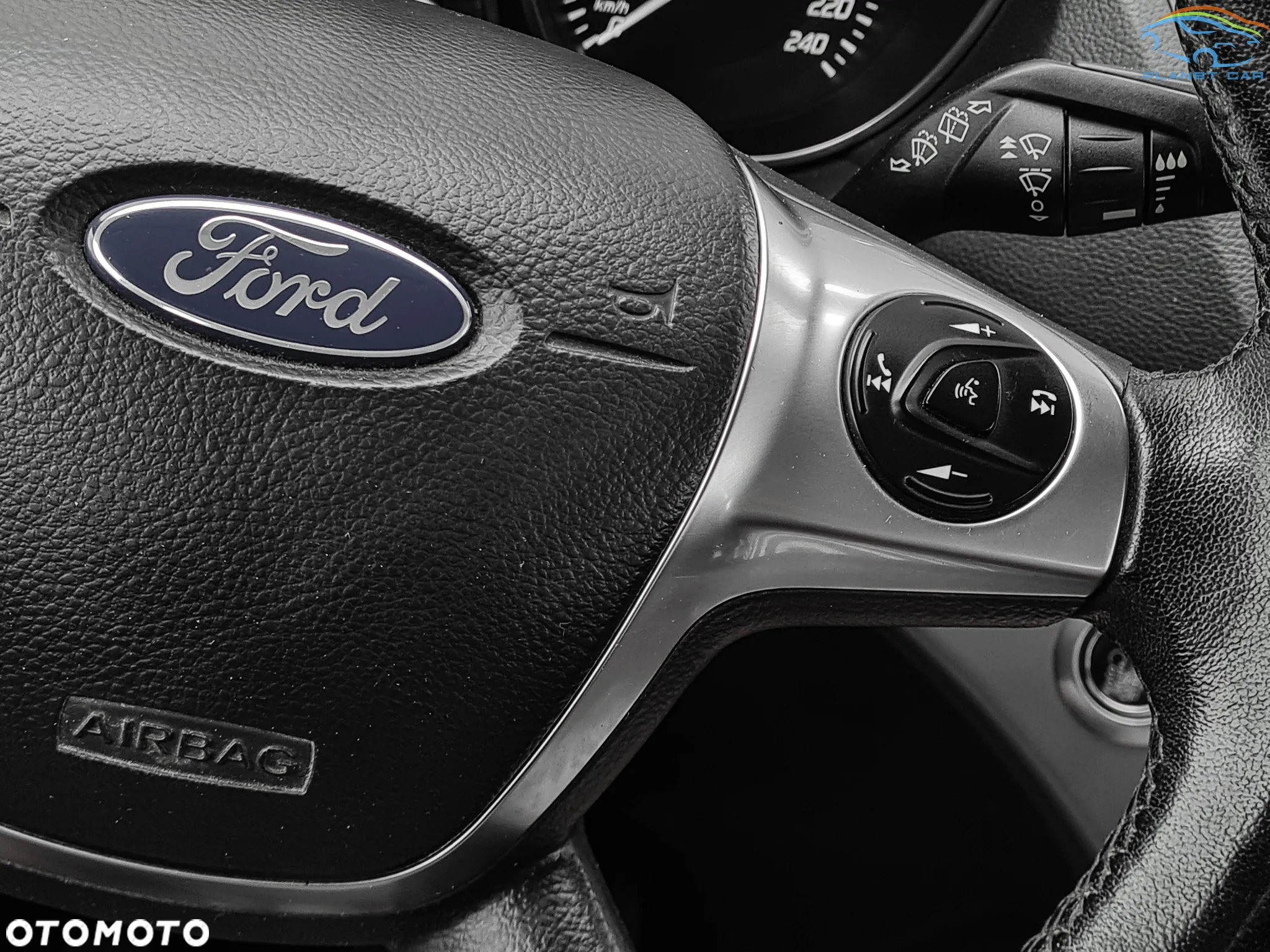 Ford Kuga 2.0 TDCi 4WD Titanium - 29