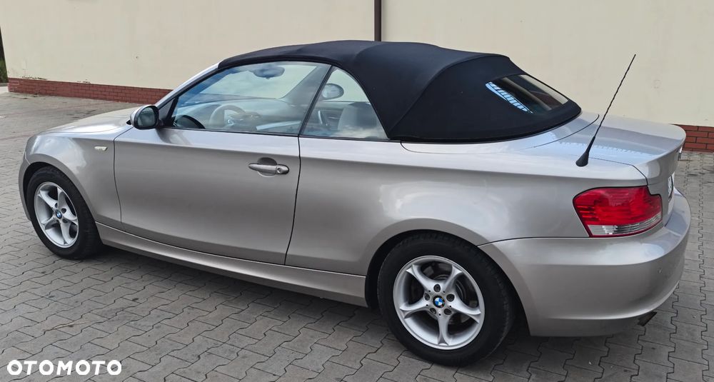 BMW Seria 1 118i Cabrio - 9