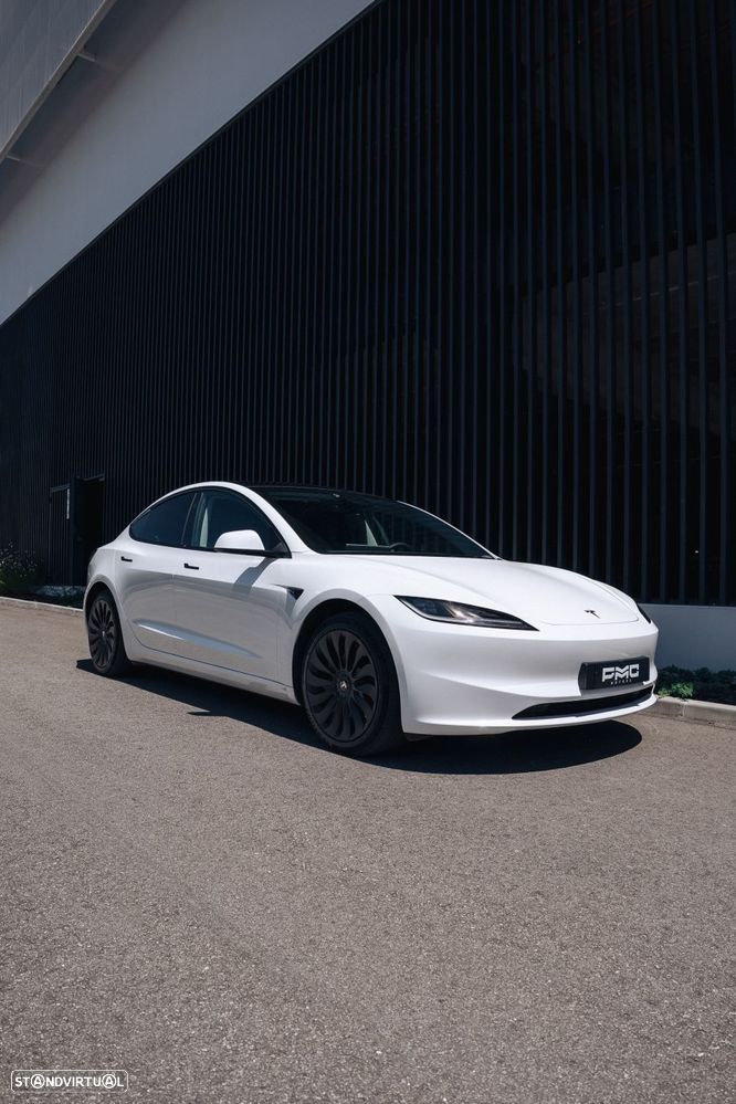 Tesla Model 3 Tração Traseira Premium - 17