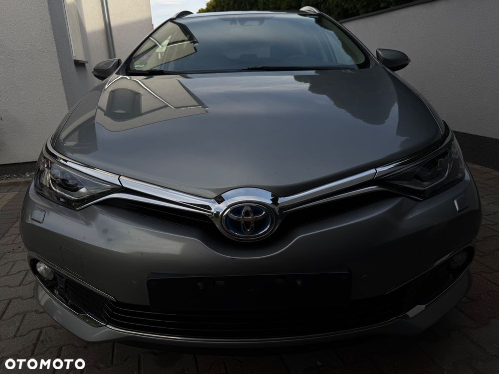 Toyota Auris 1.8 HSD Prestige NAVI - 4