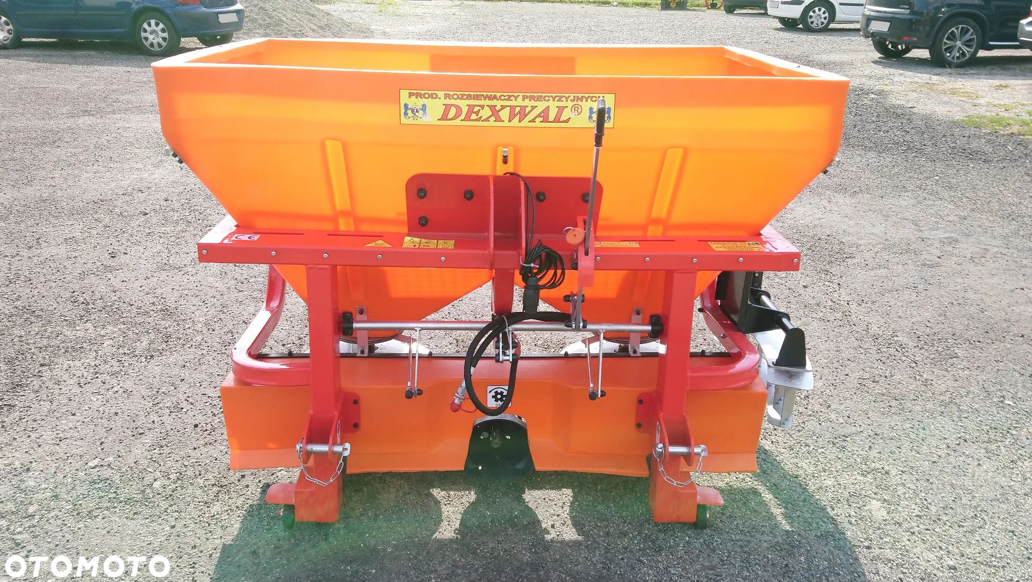 Rozsiewacz nawozów Tornado Duo 850 L dwutarczowy - 1