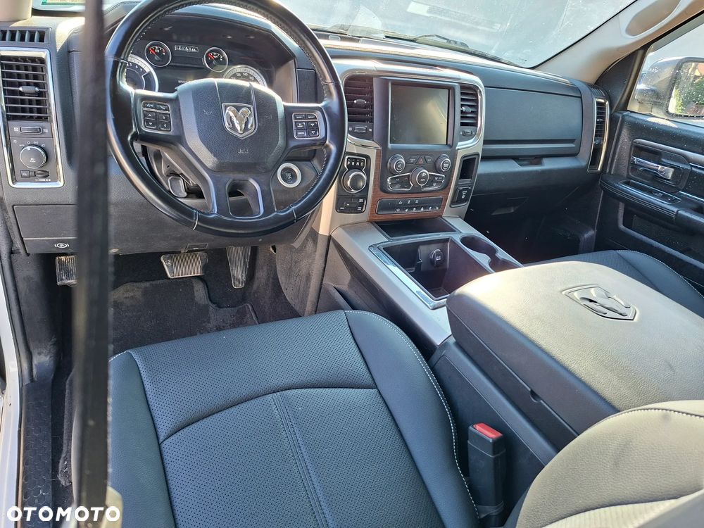 Dodge RAM 5.7 4x4 - 5