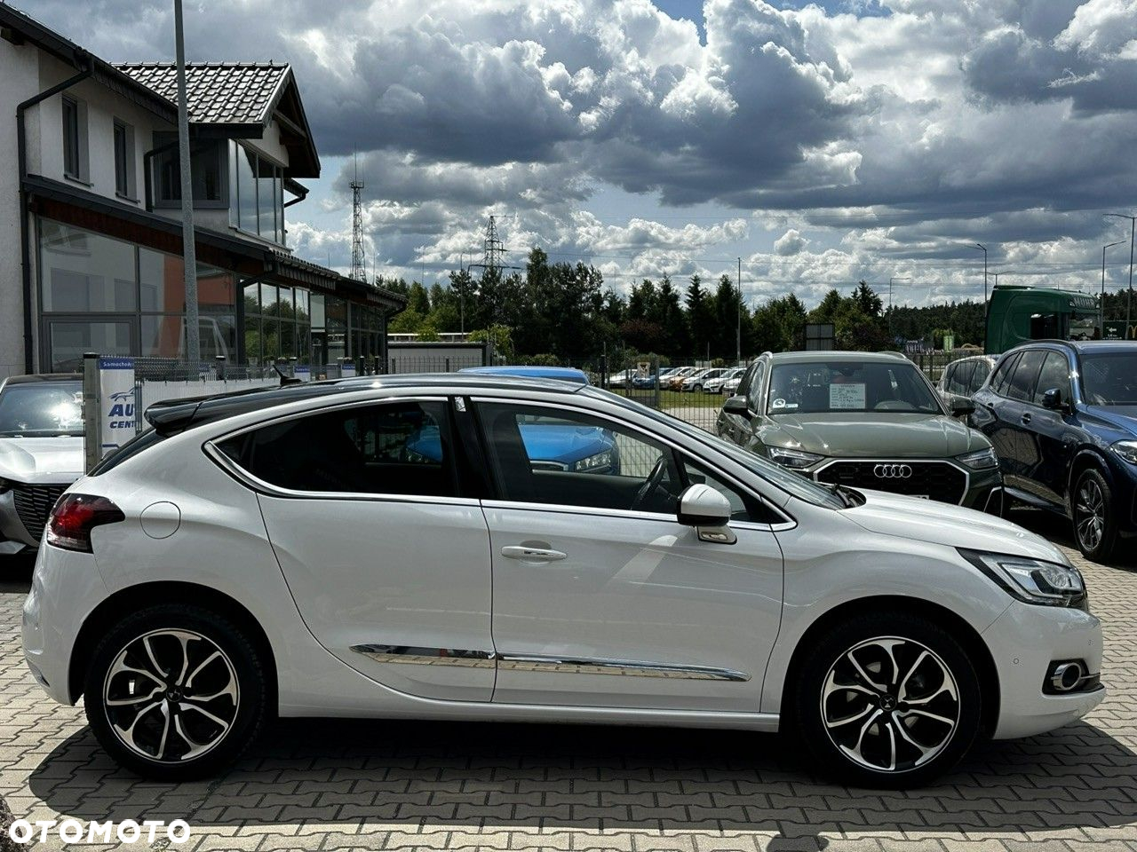 DS Automobiles DS 4 - 10