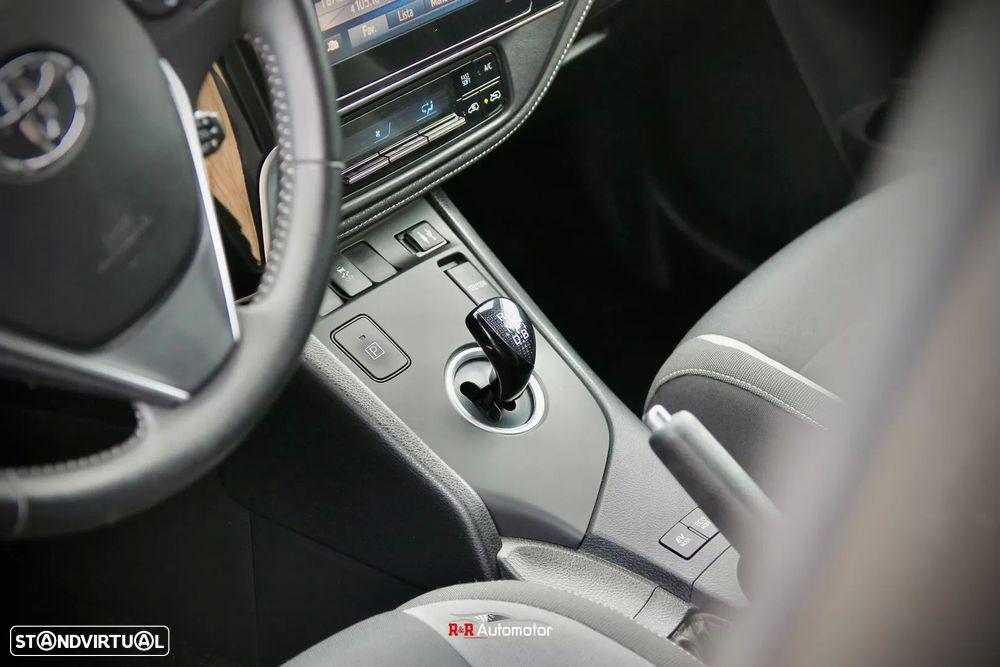 Toyota Auris 1.8 HSD Comfort+J17+Navi - 13