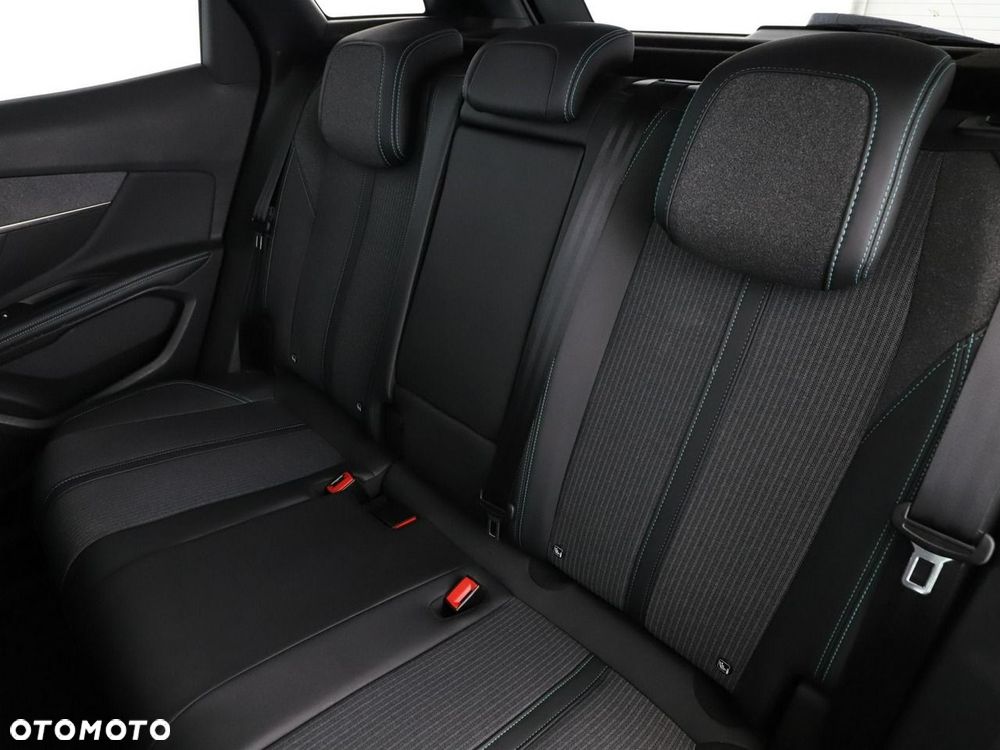 Peugeot 3008 1.5 BlueHDi Allure Pack S&S EAT8 - 18
