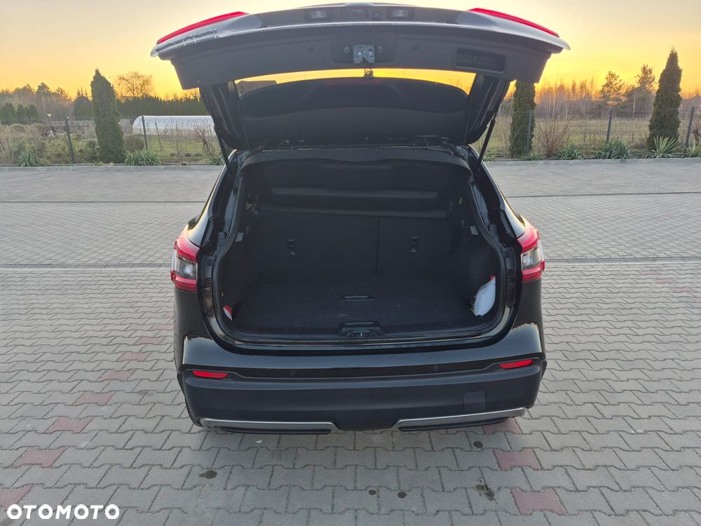 Nissan Qashqai - 14