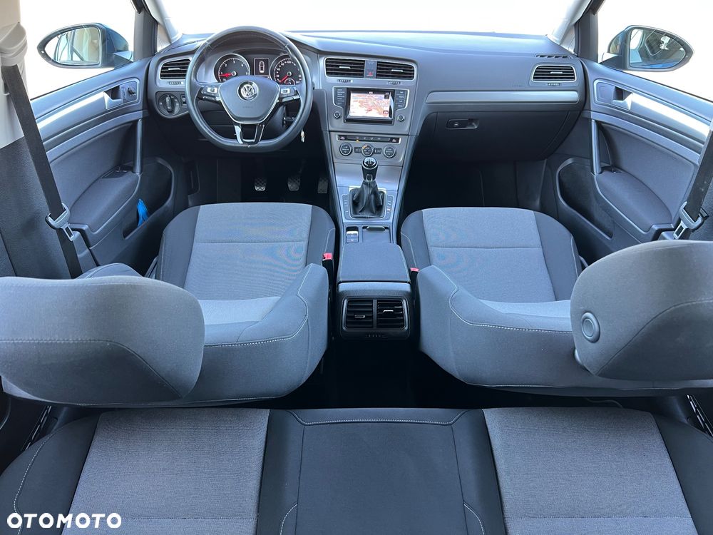 Volkswagen Golf 1.6 TDI BMT Comfortline - 15