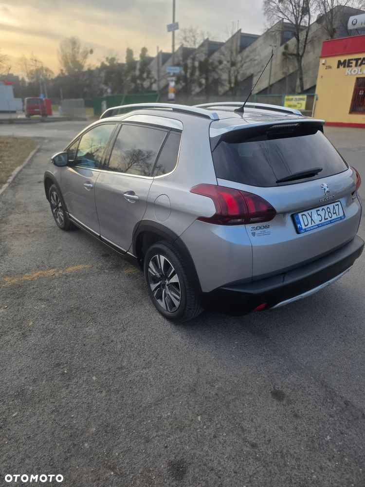 Peugeot 2008 1.2 Pure Tech Style S&S EAT6 - 3