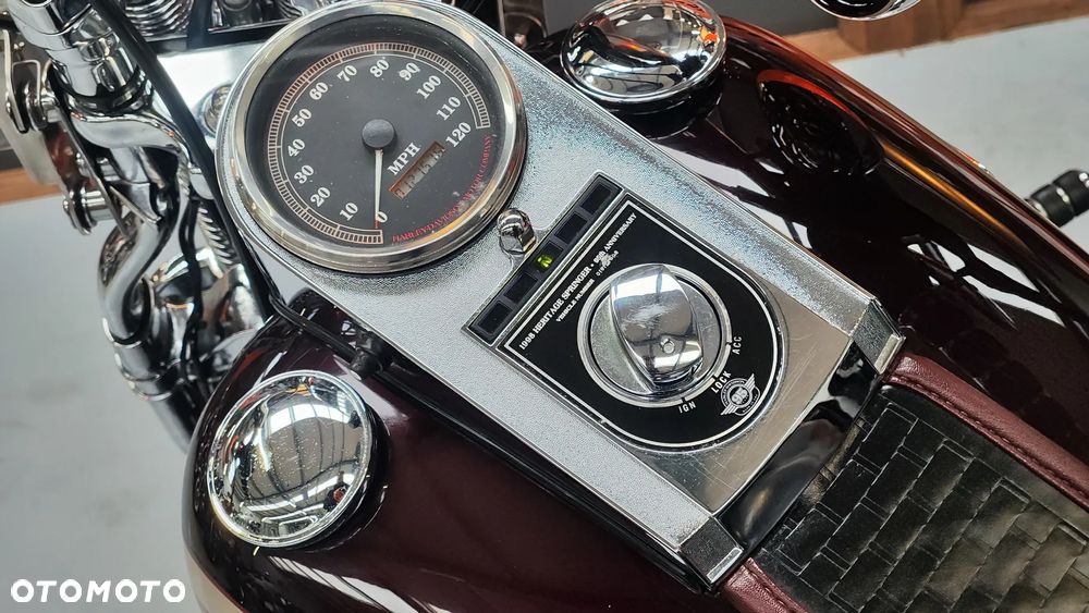 Harley-Davidson Softail Springer Classic - 34