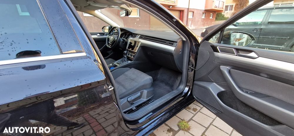 Volkswagen Passat 2.0 TDI SCR - 12