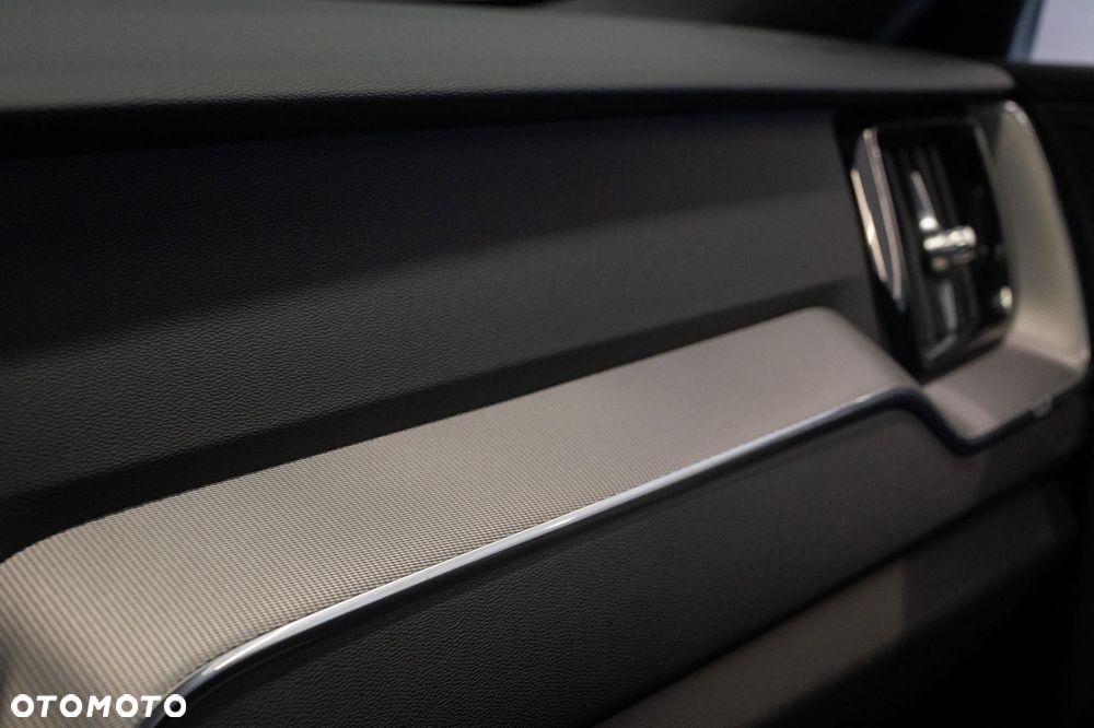 Volvo XC 60 B5 B AWD Plus Black Edition - 38