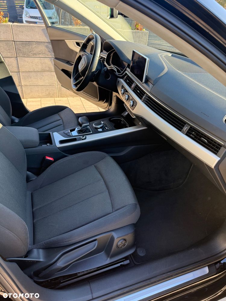 Audi A4 Avant 2.0 TDI S tronic - 11