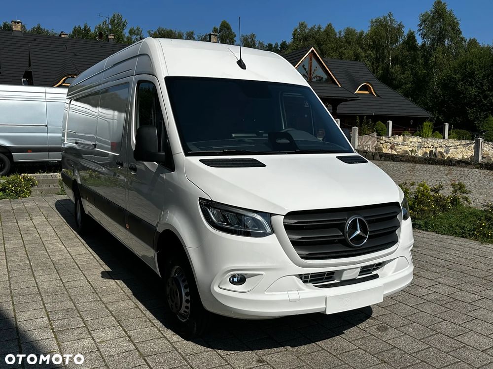 Mercedes-Benz Sprinter - 5