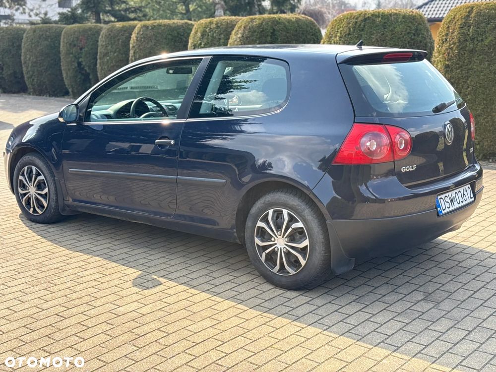 Volkswagen Golf - 3