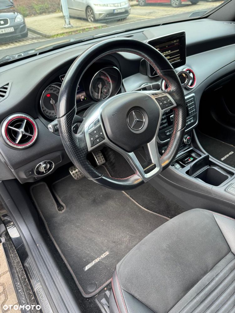 Mercedes-Benz CLA - 9