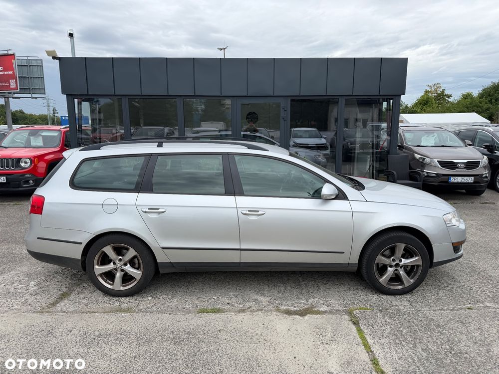 Volkswagen Passat 1.9 TDI DPF Trendline - 13