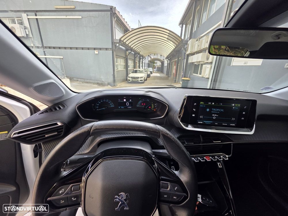 Peugeot E-208 2021 photo 5