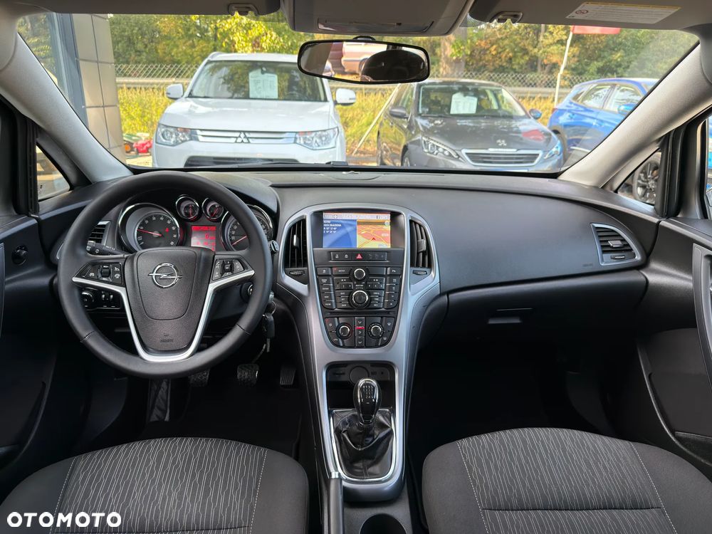 Opel Astra 1.4 T Cosmo S&S - 8