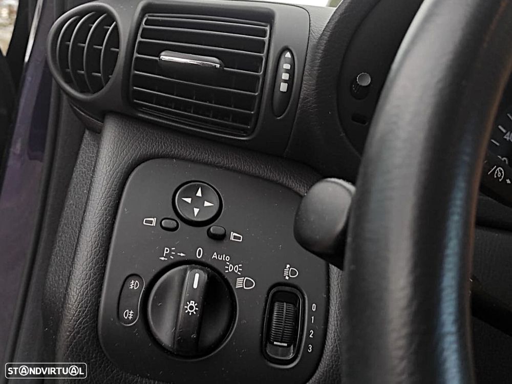 Mercedes-Benz C 220 - 21