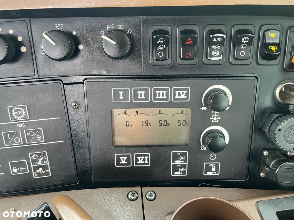 John Deere 7730 - 16