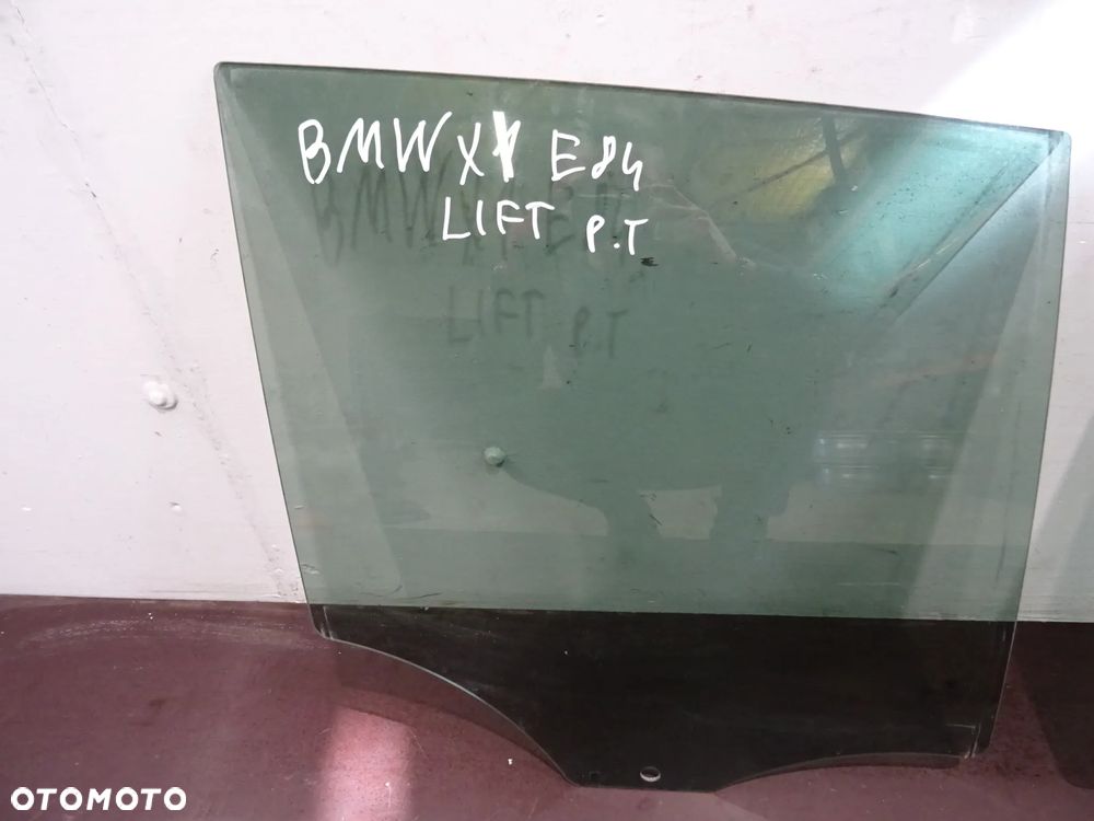 BMW X1 E84 LIFT 12-15 18I SZYBA TYŁ PRAWA - 1