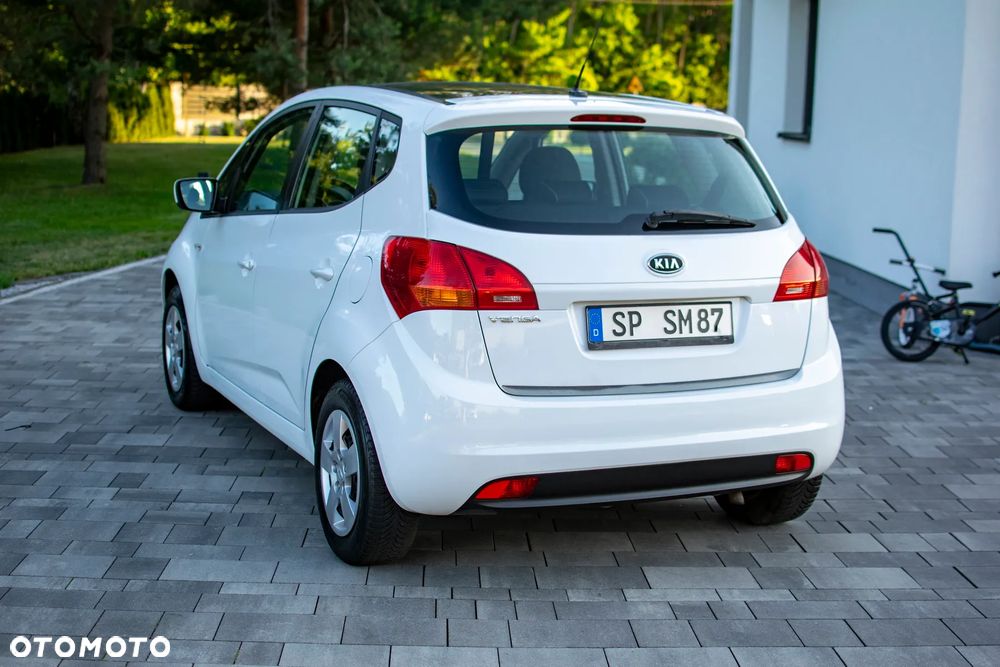 Kia Venga - 4