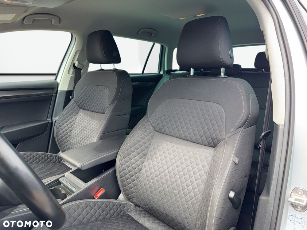 Skoda Superb 2.0 TDI SCR Ambition - 12