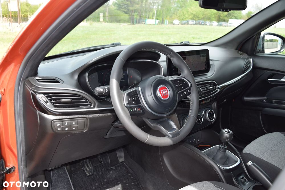 Fiat Tipo 1.6 MultiJet Cross - 17