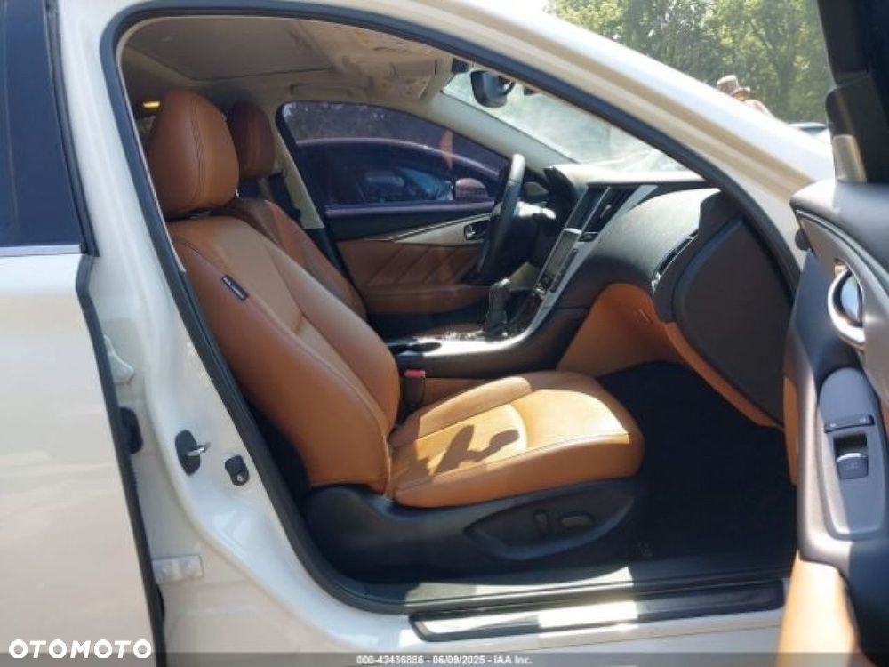 Infiniti Q50 - 9
