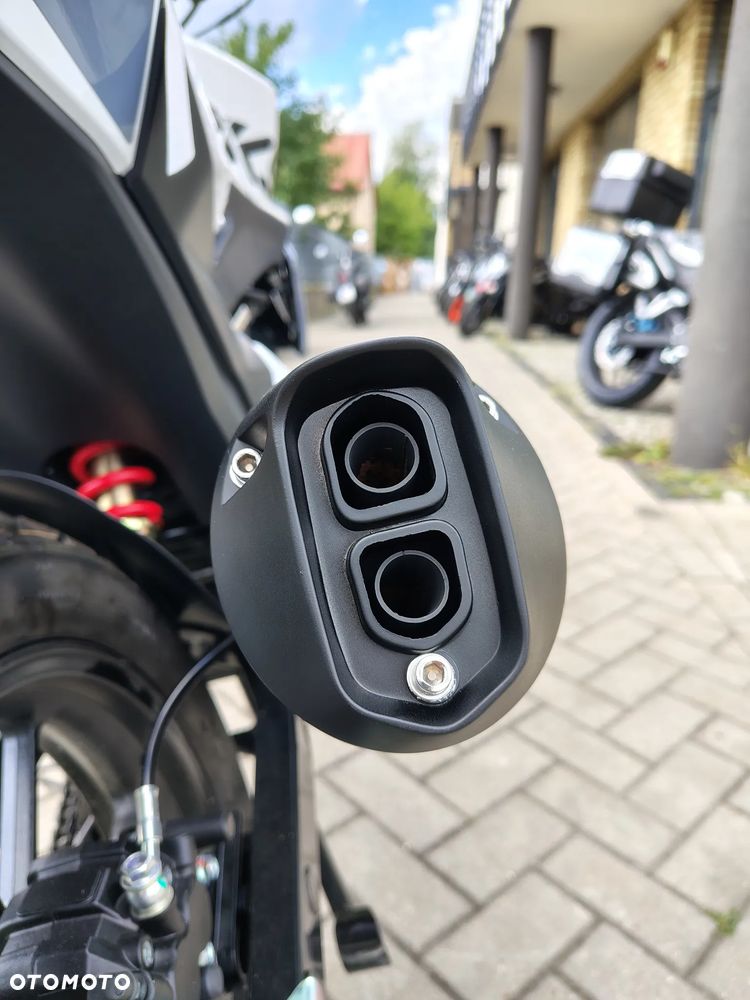 Keeway RKS 125 - 13