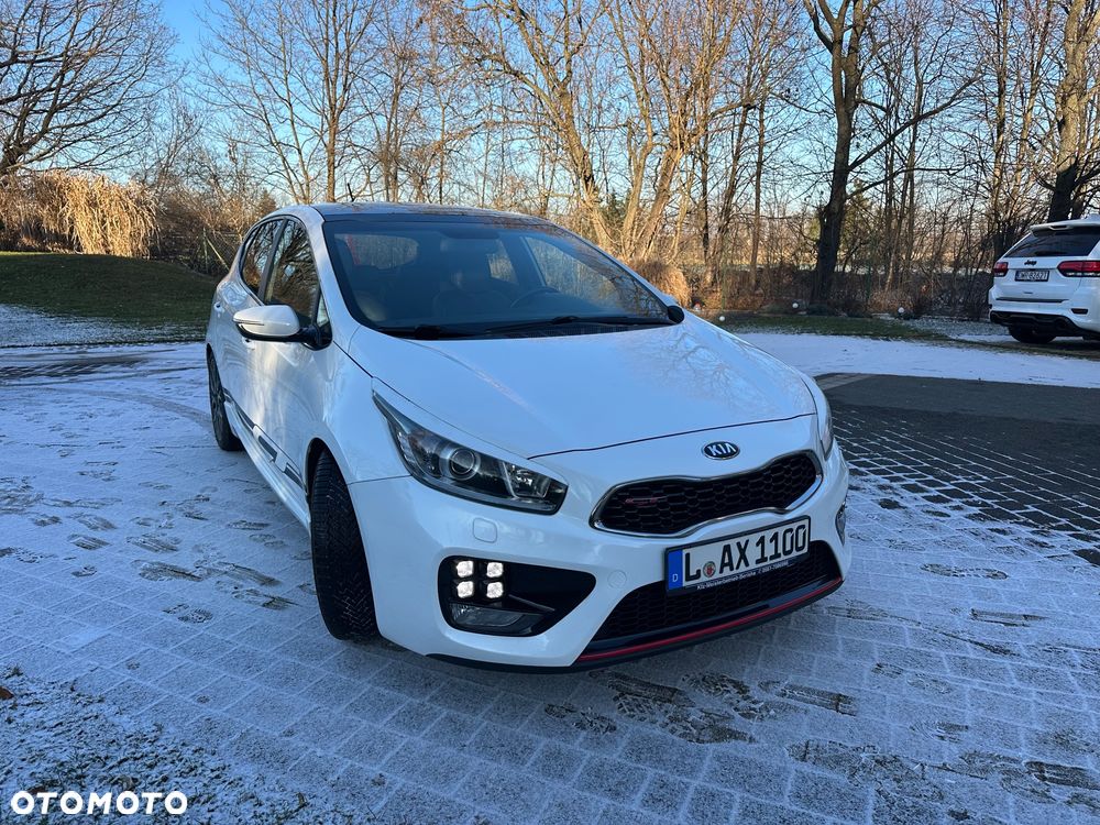 Kia Ceed 1.6 T-GDI GT-Challenge - 2