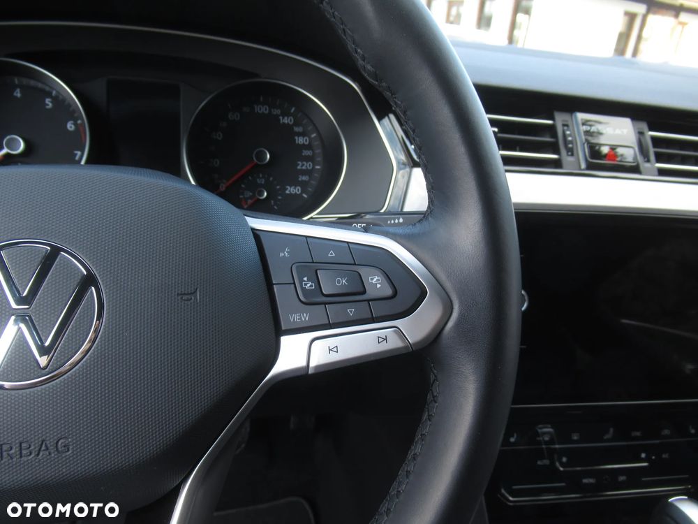 Volkswagen Passat 2.0 TSI Business DSG - 14