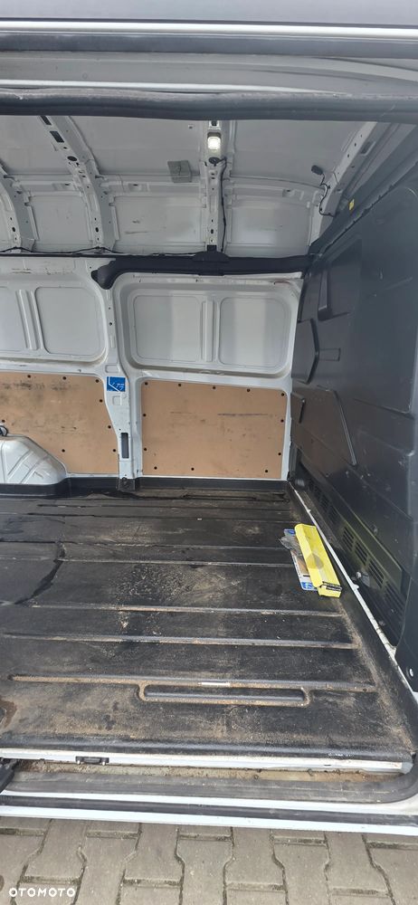 Ford TRANSIT CUSTOM - 19