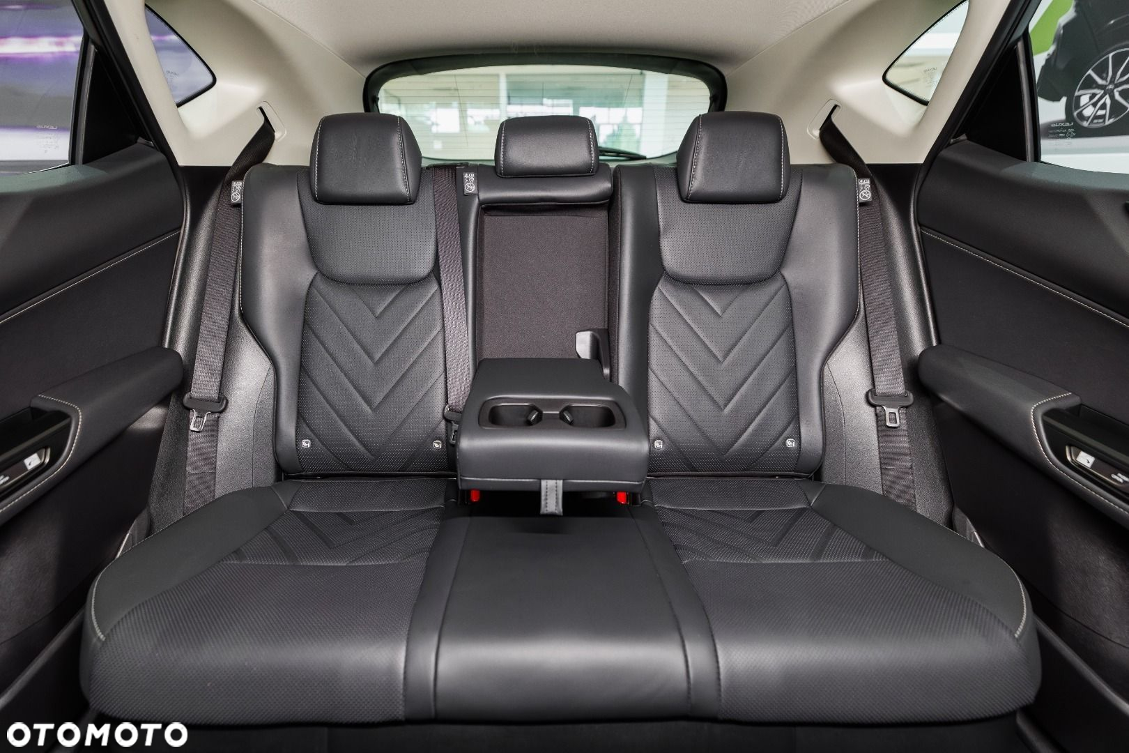 Lexus NX - 25